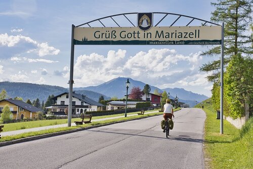 Radpilger unterwegs Richtung Mariazell